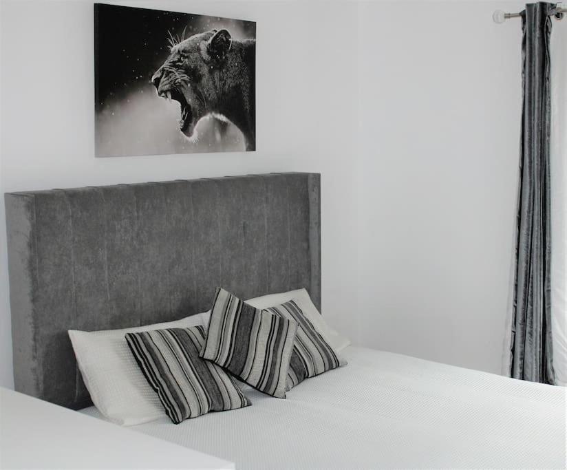 Lovely Modern Apartment Close To Town Centre Lexden Экстерьер фото